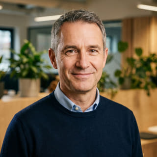 James Mitchell, pełniący funkcję Chief Executive Officer w Malwa Groszava, zdjęcie profilowe
